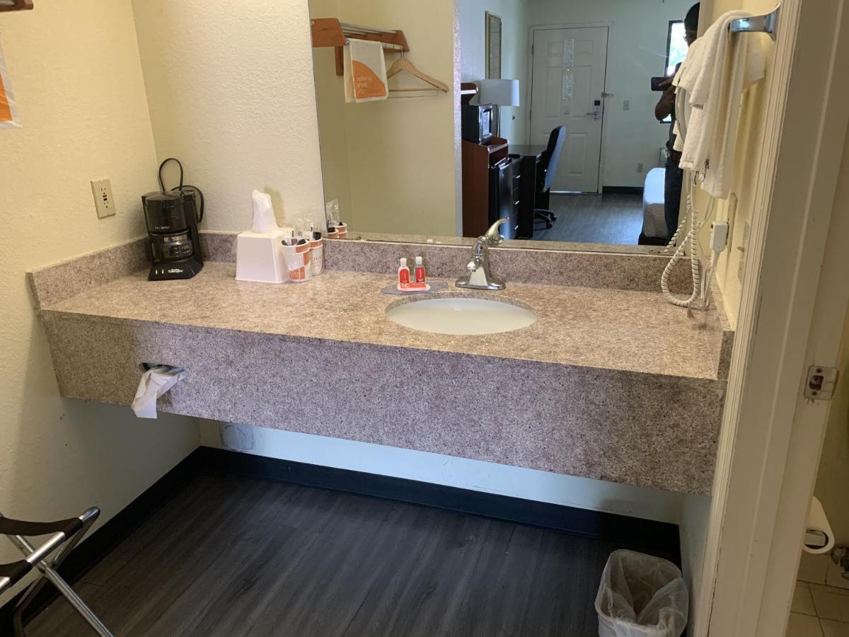 Econo Lodge Troy Extérieur photo