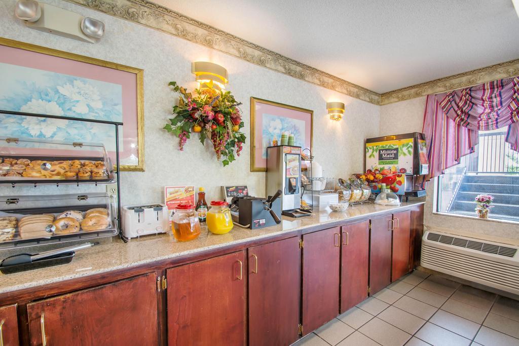 Econo Lodge Troy Extérieur photo