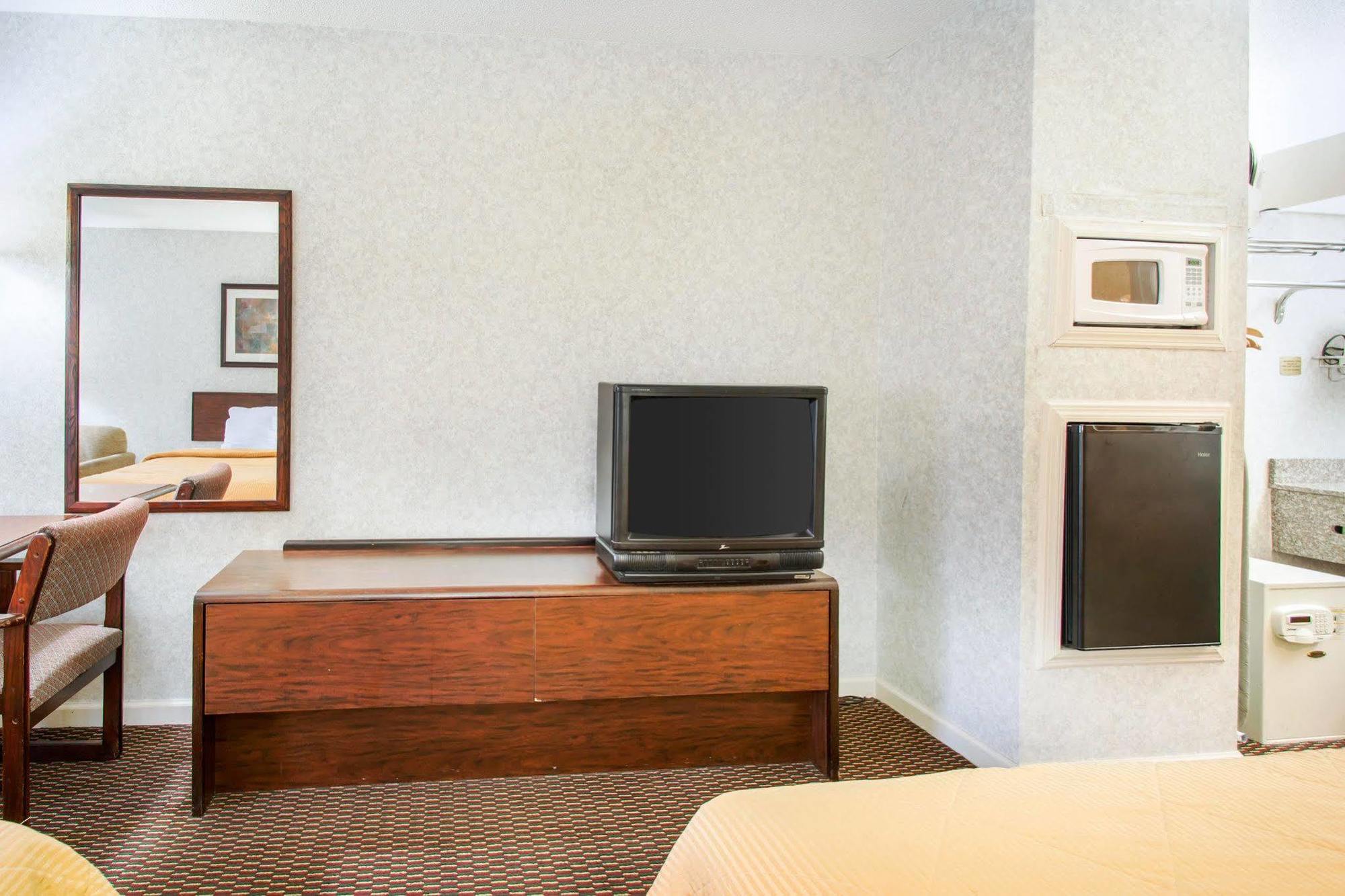 Econo Lodge Troy Extérieur photo