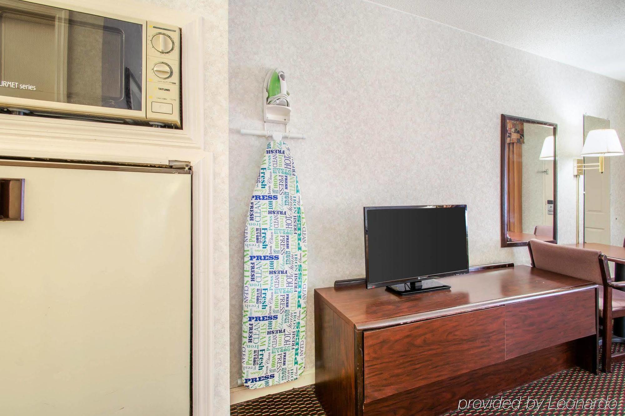 Econo Lodge Troy Extérieur photo